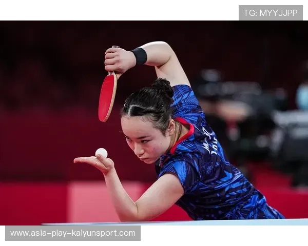 伊藤美诚快速发球，轻松赢得比赛